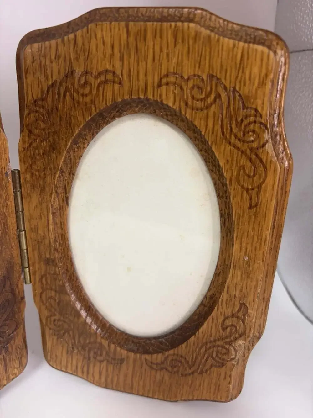 Vintage Wooden Hinged Picture Frame Wood burned Design 10”x8”